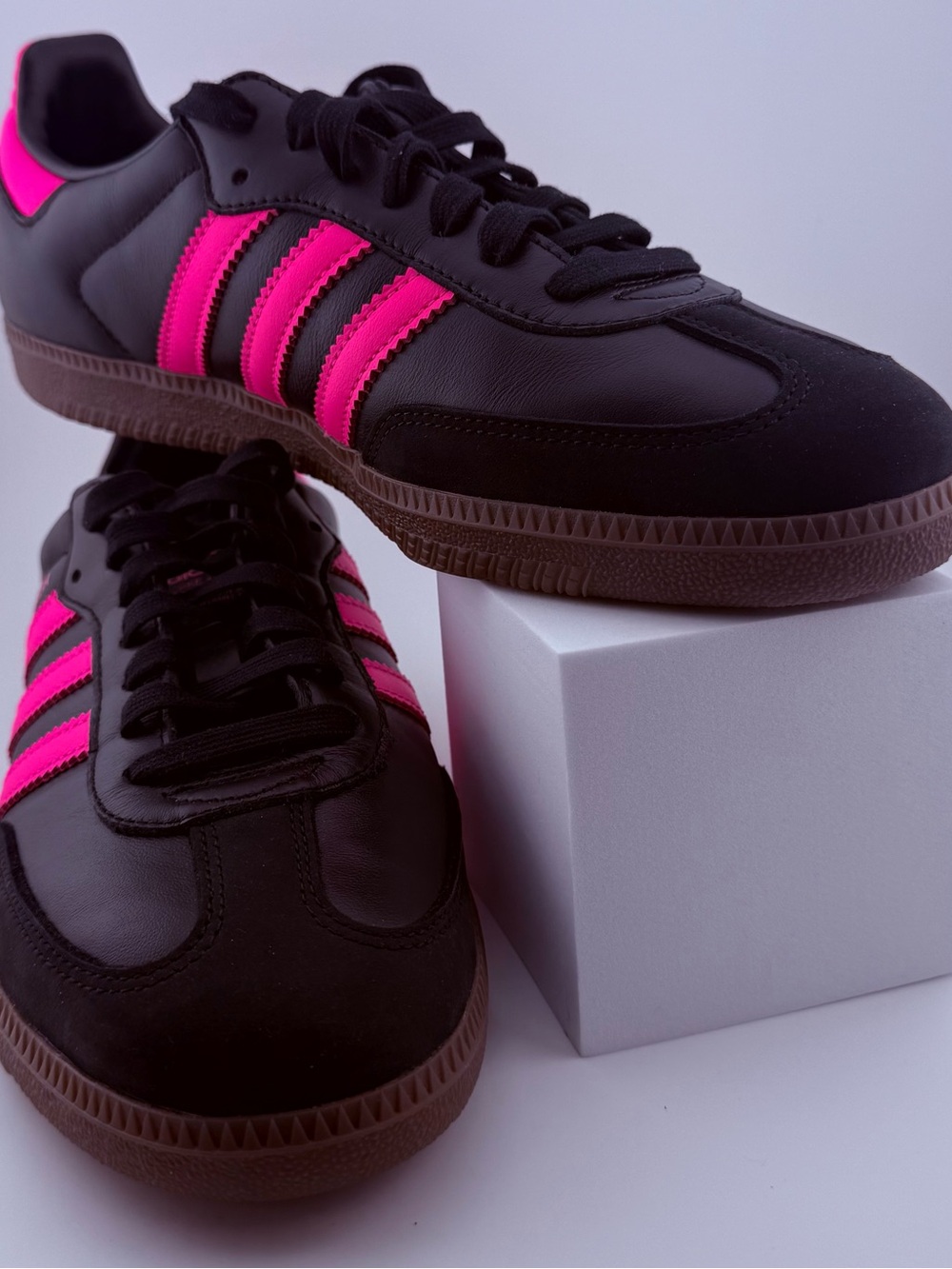 adidas Samba OG Women’s Black/Lucid Pink/Gum Leather Low Top Sneakers JS1386